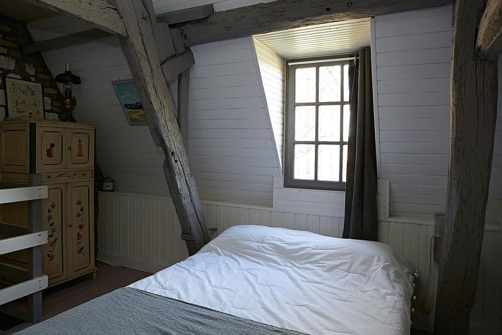 Gite Du Presbytere De L'Abbe L'Hermina Saint-Martin-le-Gaillard Kamer foto